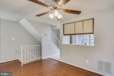 20508 Strath Haven Dr, Montgomery Village, MD 20886 - photo 5