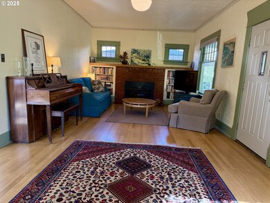 1702 Cedar St, La Grande, OR 97850 - photo 4