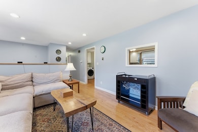 162 Pendleton Ave, Chicopee, MA 01020 - photo 5