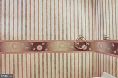 301 Shakespeare Dr, Reading, PA 19608 - photo 6