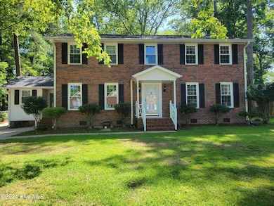 622 Shadowwood Dr, Jacksonville, NC 28540 - photo 2