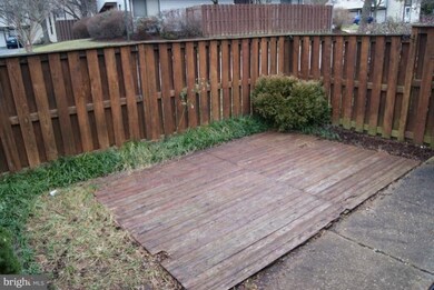 1923 Bellarbor Cir unit C, Crofton, MD 21114 - photo 3