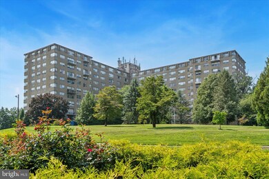 Radnor House unit 521, Bryn Mawr, PA 19010 - photo 3