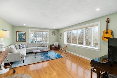 39 Decatur St unit WINTER, Gloucester, MA 01930 - photo 5