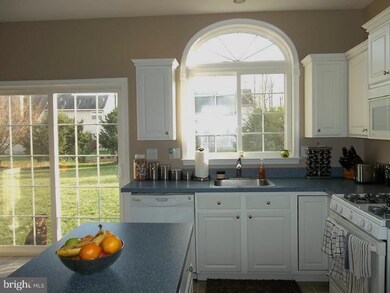 408 Crestwood Ln, Downingtown, PA 19335 - photo 7