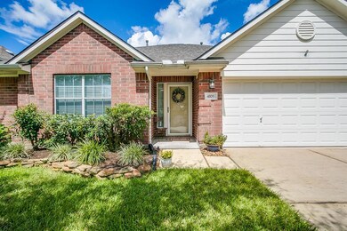 4106 Tawakon Dr, Pearland, TX 77584 - photo 2