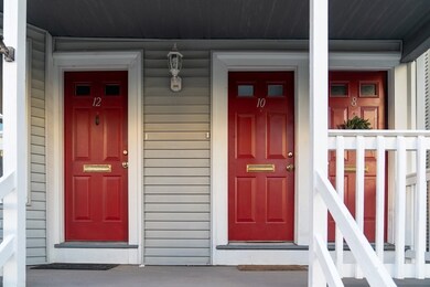 8 Speridakis Terrace unit 1, Cambridge, MA 02139 - photo 2