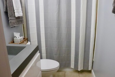 1057 N Berwick Blvd, Waukegan, IL 60085 - photo 3