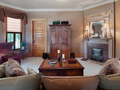 207 S Van Buren St, Auburn, IN 46706 - photo 3