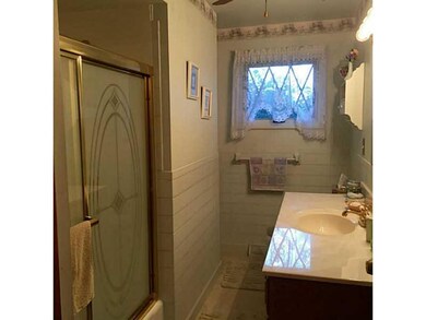 Full Bath.
