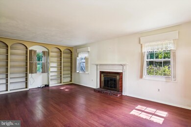 12626 Memory Ln, Bowie, MD 20715 - photo 5