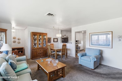 1169B Clydebank Ct unit 1169B, Lakewood, NJ 08701 - photo 6