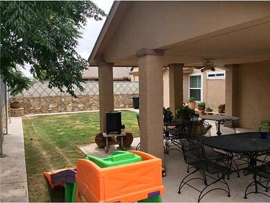 14048 Lago Seco Dr, Horizon City, TX 79928 - photo 3