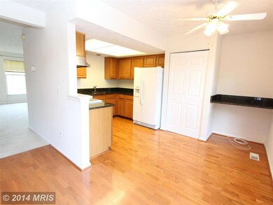 13309 Burkitts Rd, Fairfax, VA 22033 - photo 7
