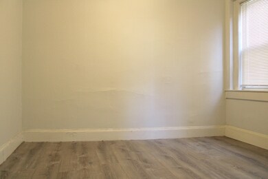 10 Henchman St unit 2M, Boston, MA 02113 - photo 7