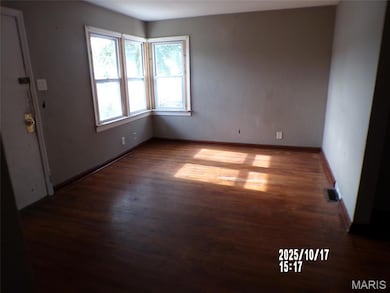 737 Charbonier Rd, Florissant, MO 63031 - photo 6