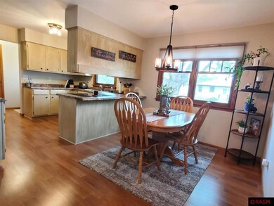 616 616 6th St N, New Ulm, MN 56073 - photo 6