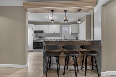 2544 S Beatrice St, Detroit, MI 48217 - photo 5