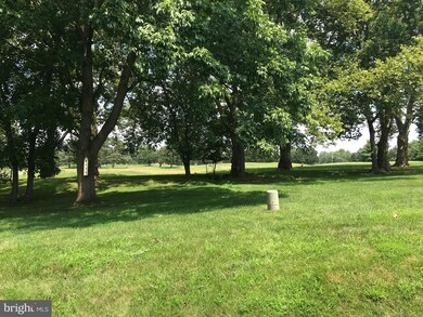 1915 Yorktown N, Norristown, PA 19403 - photo 3