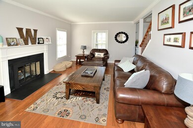 9069 Northedge Dr, Springfield, VA 22153 - photo 5