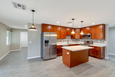 4511 S Grandview Ave, Tempe, AZ 85282 - photo 2