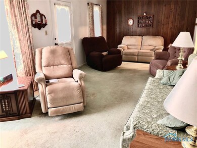 22922 W Hellwig Rd, Genoa, OH 43430 - photo 3