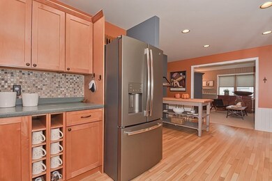 26 Fiske Ave, Upton, MA 01568 - photo 5