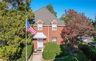 225 3rd St, Staten Island, NY 10306 - photo 5