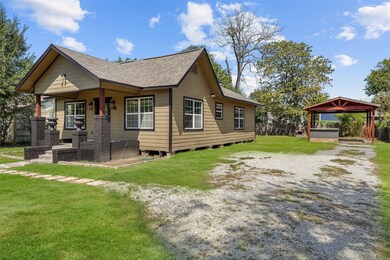 909 Melbourne St, Houston, TX 77022 - photo 3