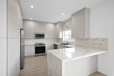 7025 NW 107th Ct, Doral, FL 33178 - photo 6