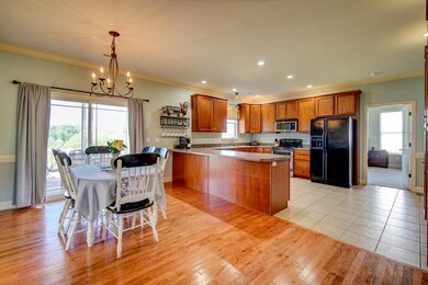 517 Laurel Crest Dr, Inman, SC 29349 - photo 5