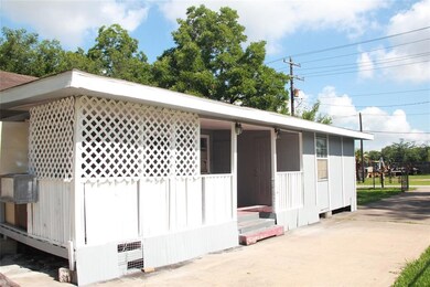 1602 Hendrix St, Houston, TX 77093 - photo 3