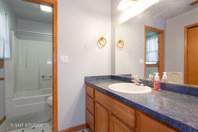 524 N Randall Rd, Aurora, IL 60506 - photo 4