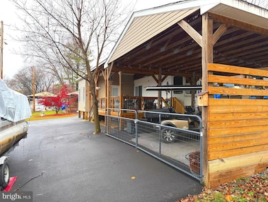 Block 59 Lot 9 & 10 Jollywood Dr, Falling Waters, WV 25419 - photo 6