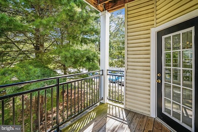 4131 Fountainside Ln unit J204, Fairfax, VA 22030 - photo 6
