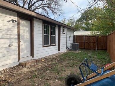 705 S Howeth St, Gainesville, TX 76240 - photo 7