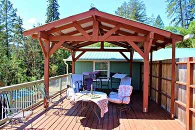 Coverd deck