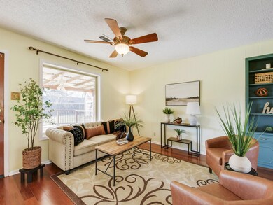 2022 Greenbriar Dr, Gainesville, TX 76240 - photo 5