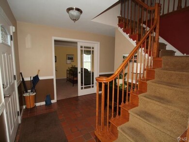 1255 Country Club Rd, Allentown, PA 18106 - photo 4