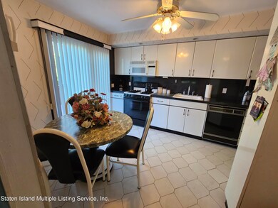 7803C7DD-C5E5-4777-804F-C678EB5787CD