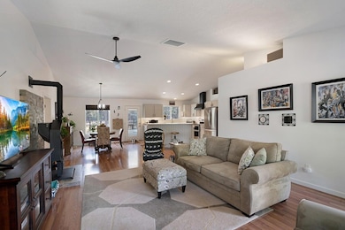 55962 Black Duck Rd, Bend, OR 97707 - photo 3