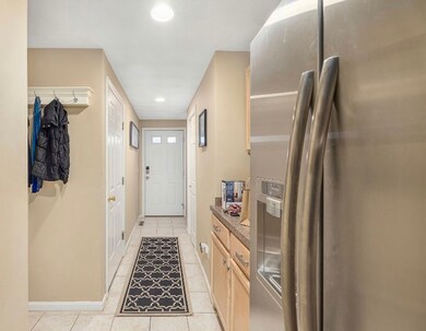 450 Providence St unit 7, West Warwick, RI 02893 - photo 7