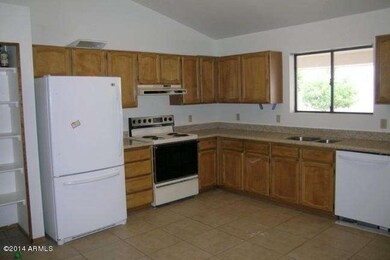 Kitchen2
