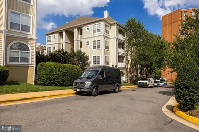 4551 Strutfield Ln unit 4409, Alexandria, VA 22311 - photo 4