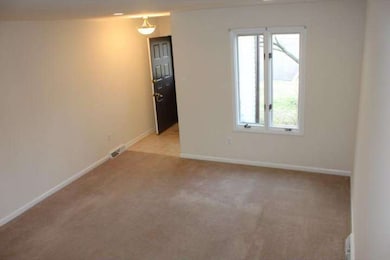 1008 Winfield Ct, Lansdale, PA 19446 - photo 2