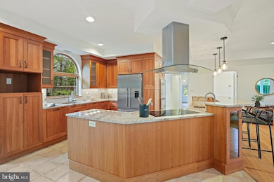 3112 Rolling Rd, Chevy Chase, MD 20815 - photo 7