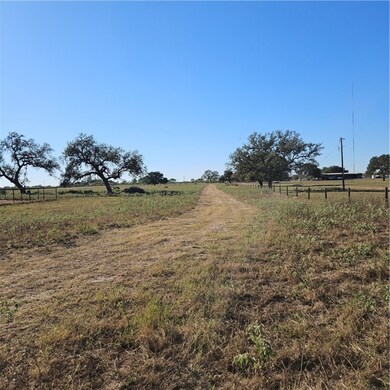771 County Road 342, Pleasanton, TX 78065 - photo 2