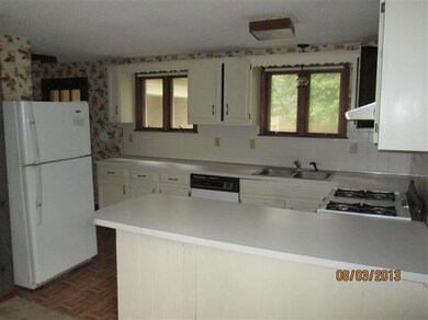 312 Mayfair Rd, South Dennis, MA 02660 - photo 4