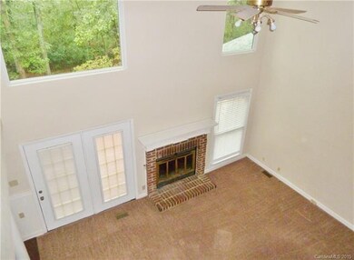 12525 Cliffcreek Dr, Huntersville, NC 28078 - photo 2