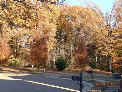 Autumn view from front door...beautiful!